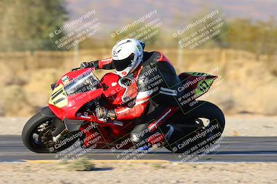 media/Dec-07-2024-CVMA (Sat) [[21c5f1ef85]]/Race 11-Amateur Supersport Open/